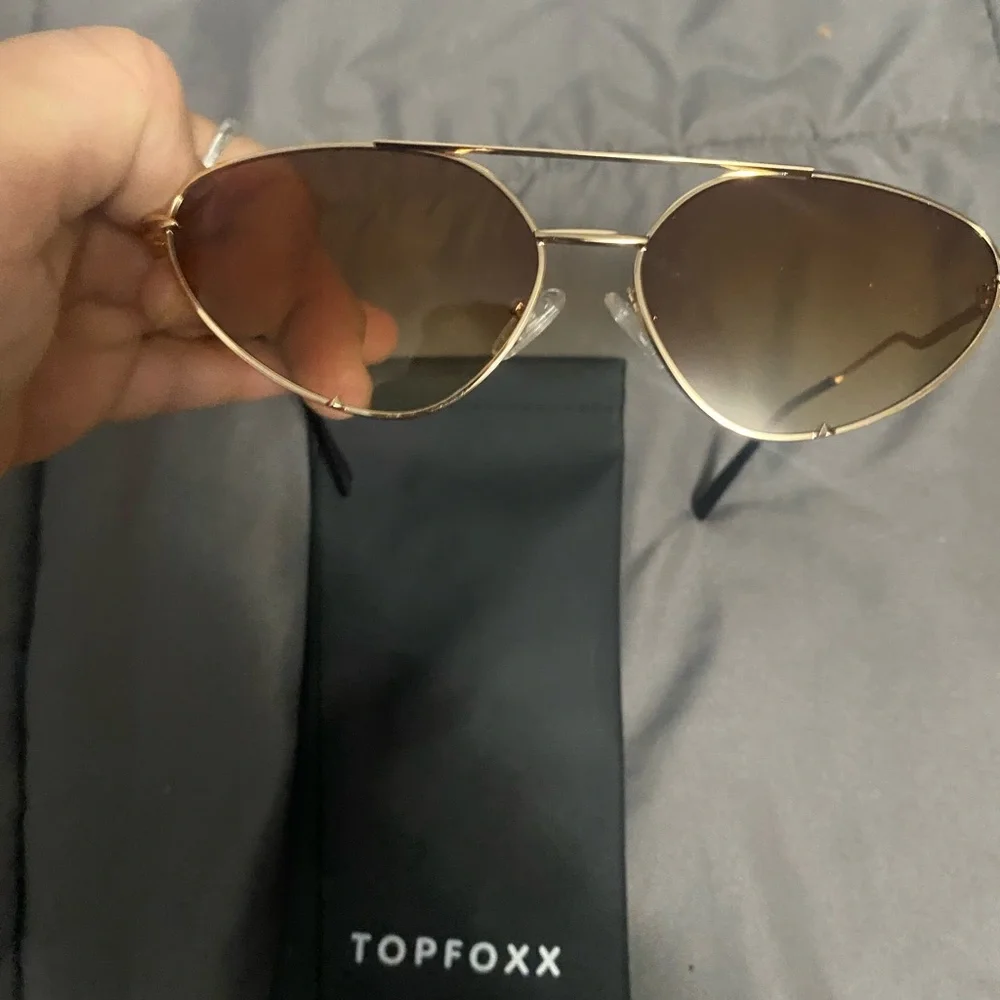 Sunglasses - Picture 3 of 3